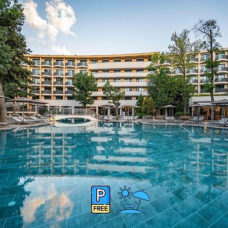 Hvd Club Bor Ultra All Inclusive - Private Beach & Free Parking Sunny Beach Exterior foto